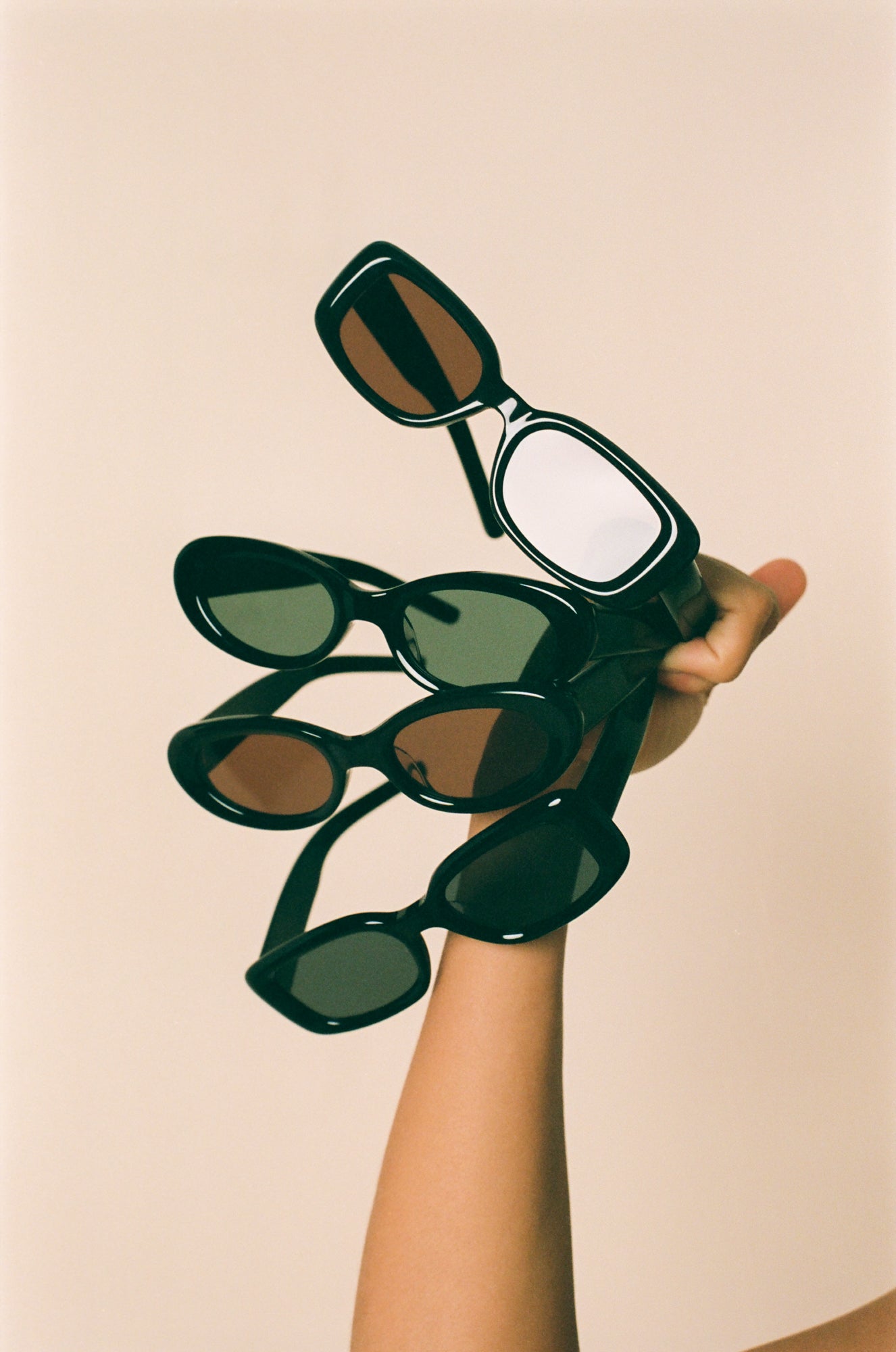 SUKI SUNGLASSES - BLACK