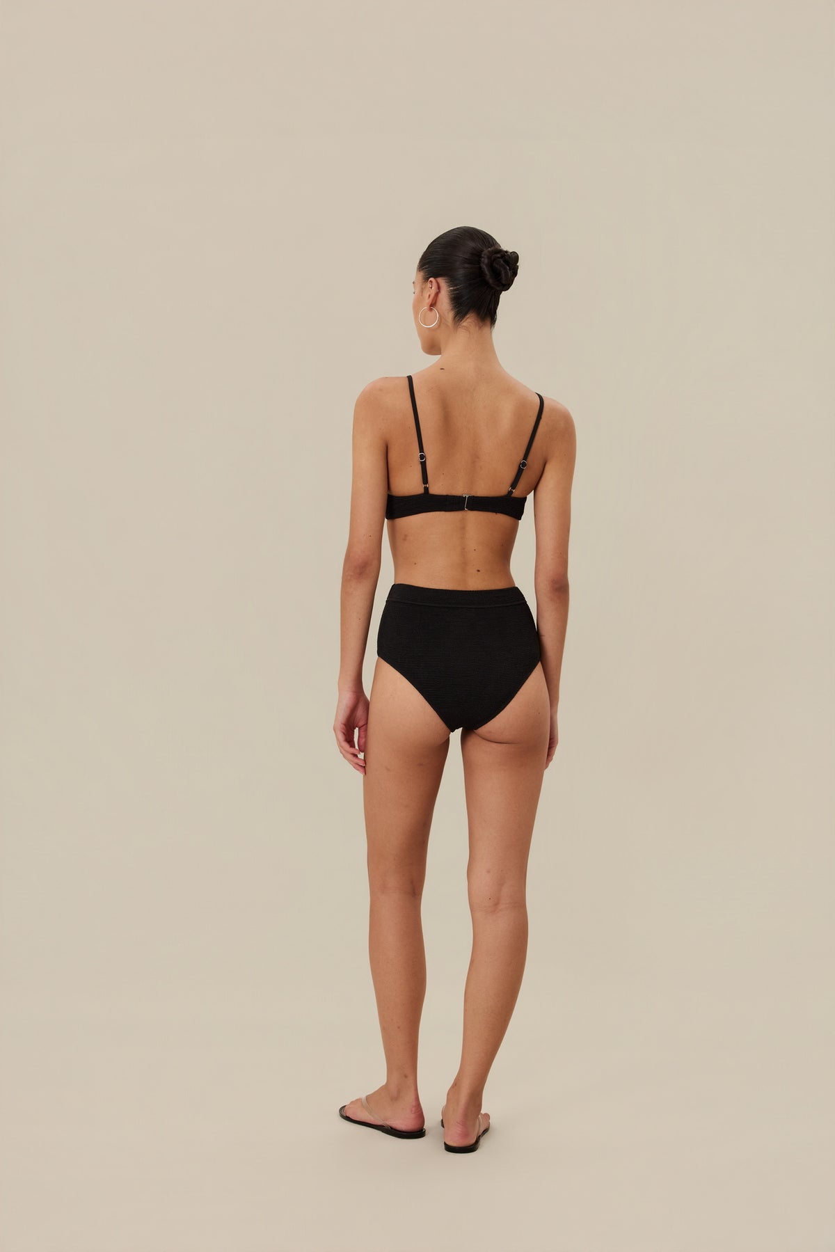 NAIA TOP - BLACK