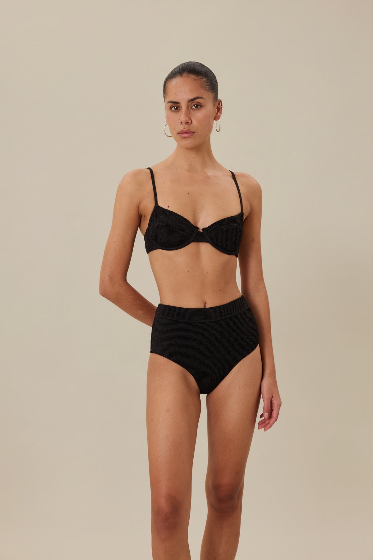 NAIA TOP - BLACK
