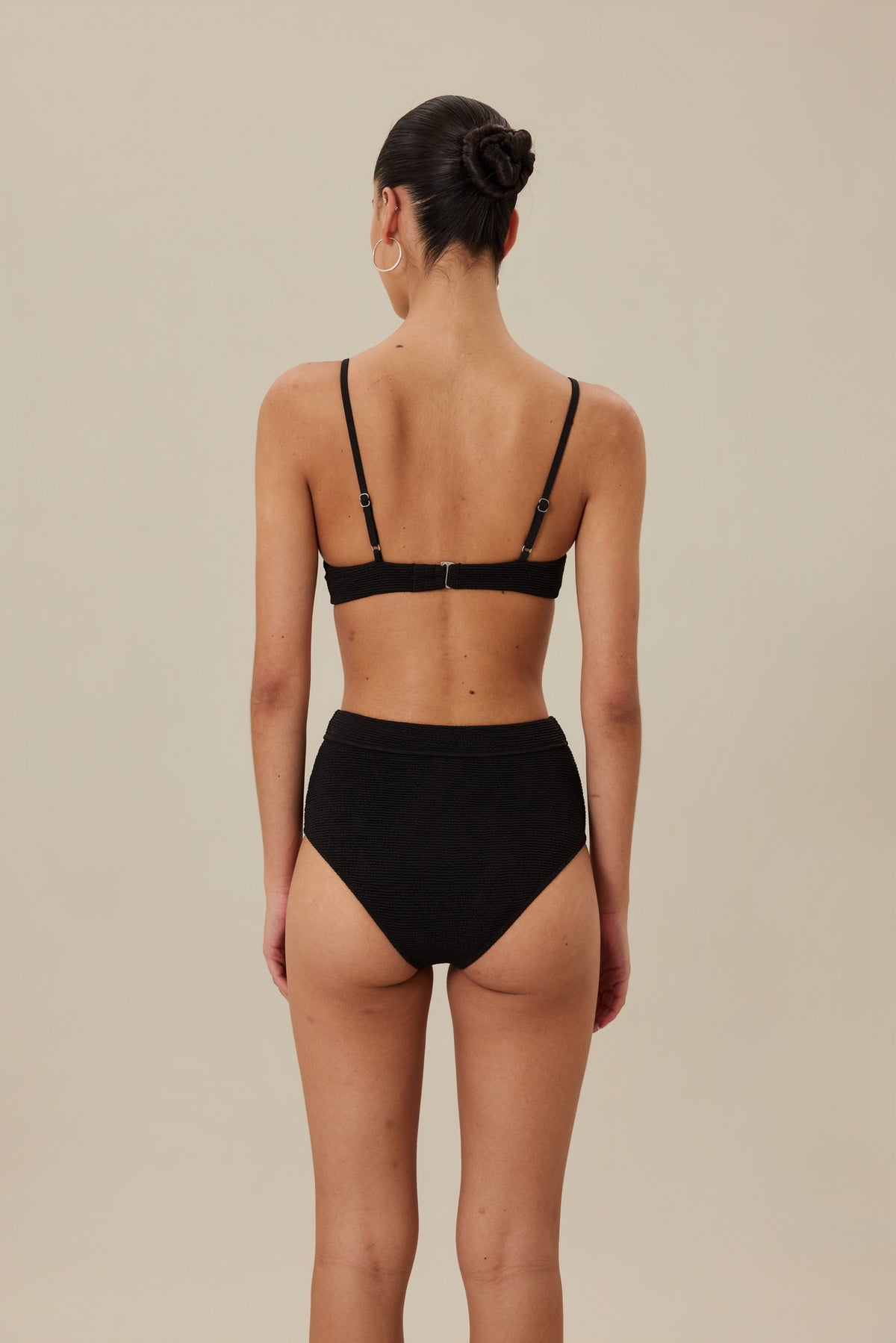 NAIA TOP - BLACK
