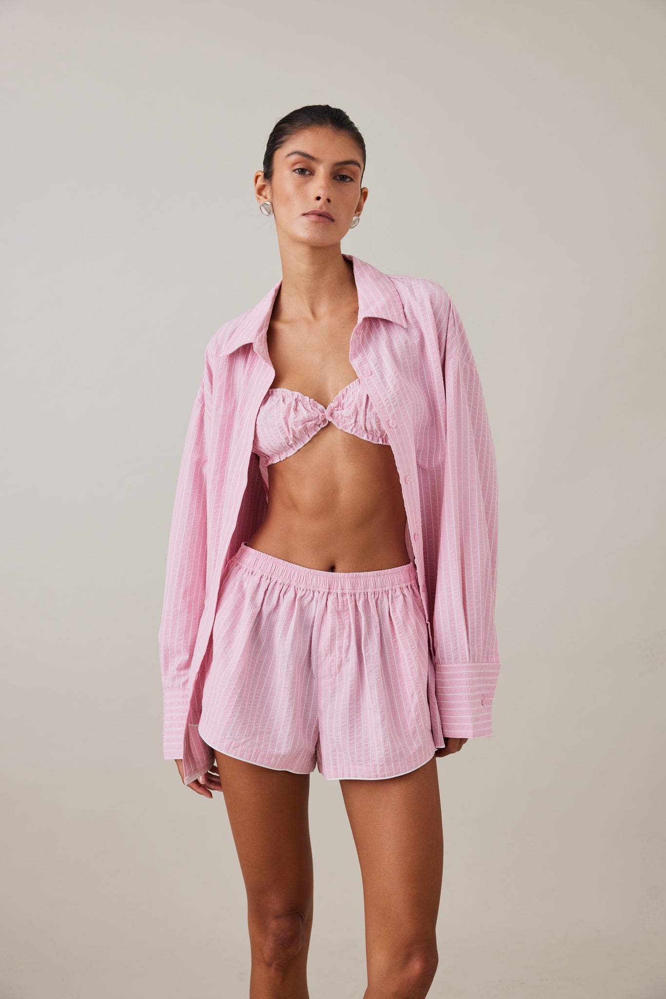 SABINE SHORT - PETAL
