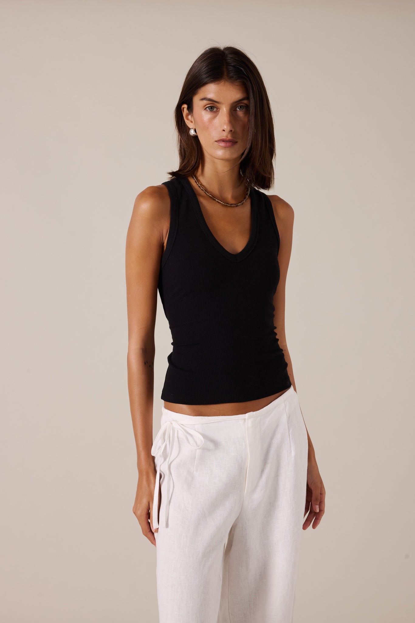 IRIS TANK - BLACK